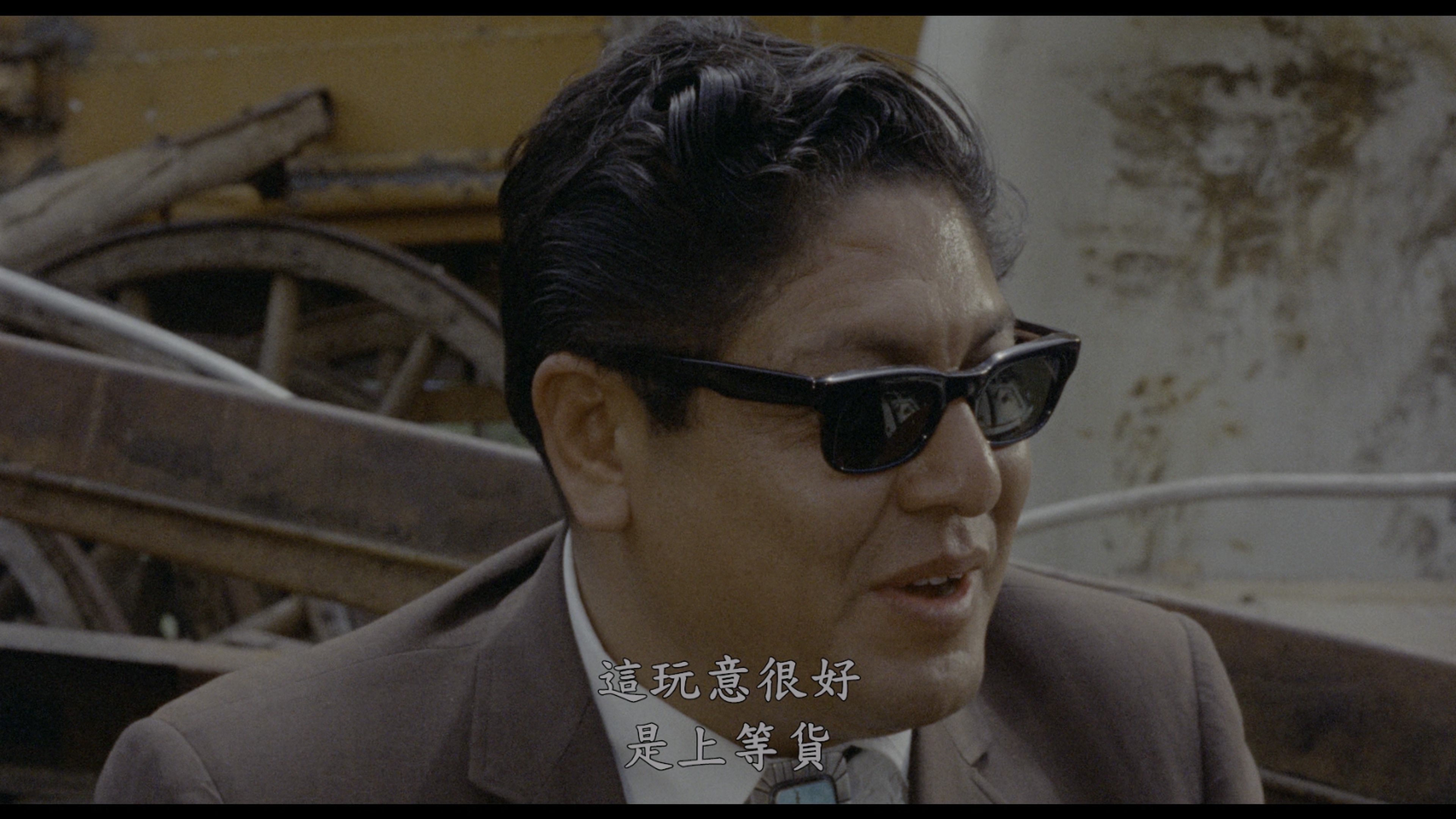 清闲骑士 [DIY官译简繁+双语字幕 五十周年数念版 4k UHD原盘中字].Easy.Rider.1969.2160p.UHD.CEE.Blu-ray.HEVC.DTS-HD.MA.5.1-TAG 52.90GB-6.jpg